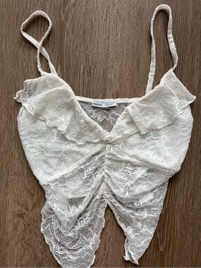 Bershka White Lace Crop Top - Size Small